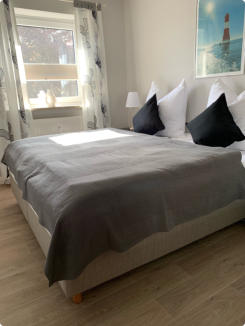 das Schafzimmer ist wie alle Wohnräume mit Vinyl ausgelegt